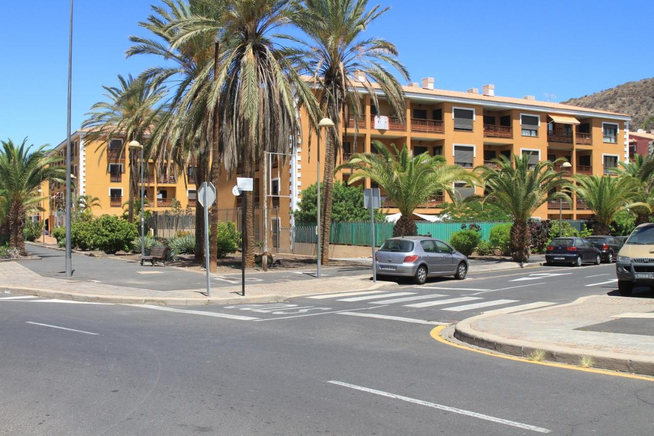 Spacious Apartment With Large Private Garden In Palm Mar Exterior foto